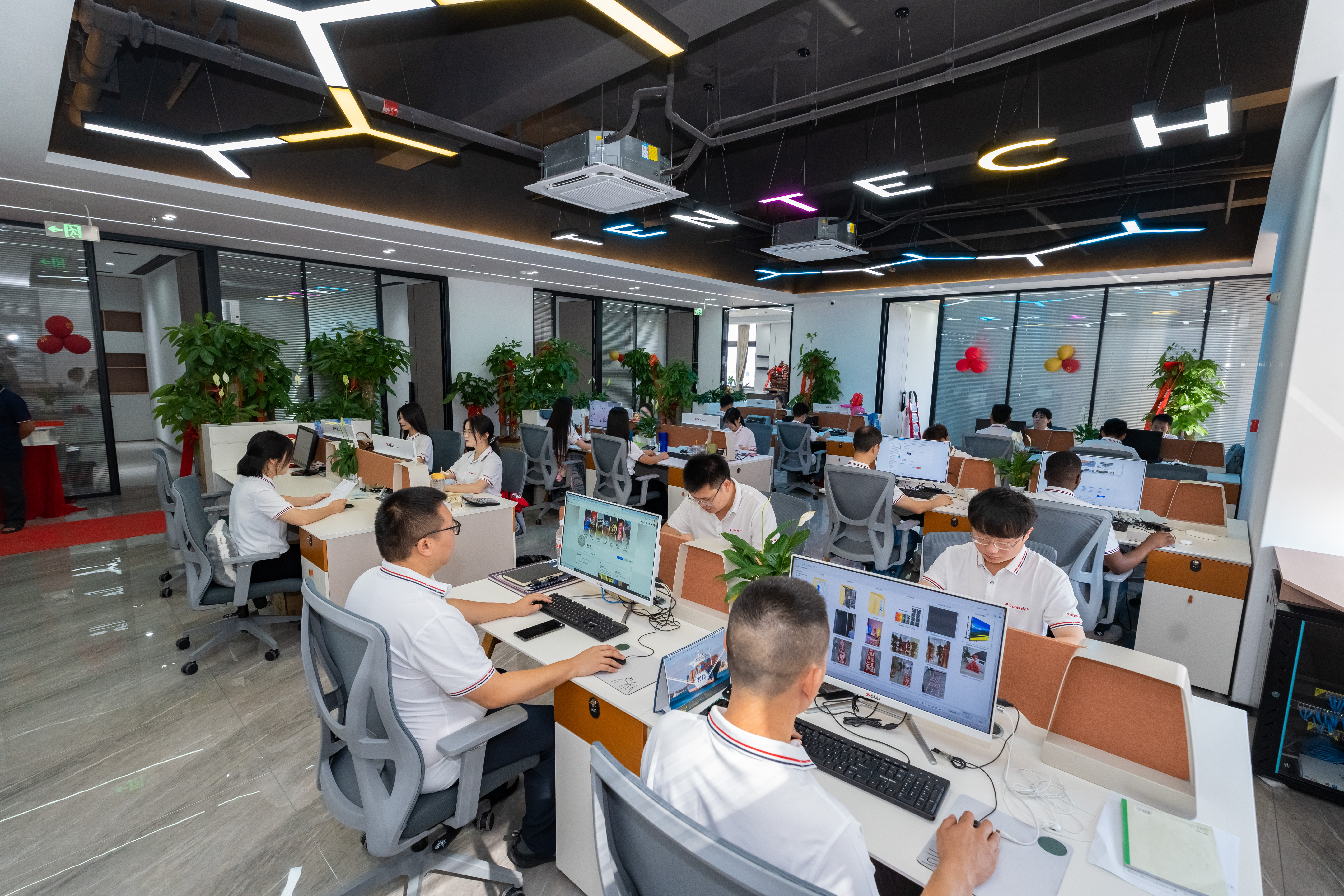 Tentech LED DISPLAY FACTORY office show 2